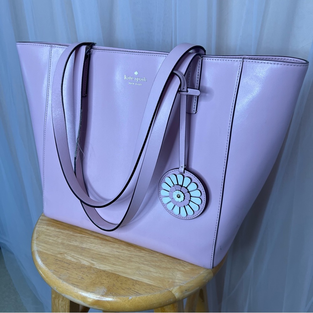 Kate Spade Tote - Picture 2 of 11